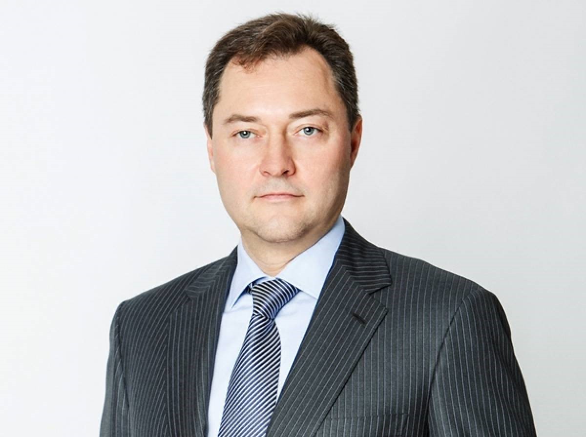 «Пилюли» от Ростеха: люди Сергея Чемезова с подарком для Винокурова «Пилюли» от Ростеха: люди Сергея Чемезова с подарком для Винокурова