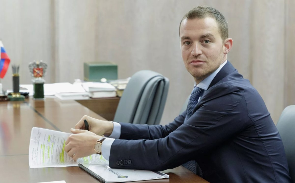 «Пилюли» от Ростеха: люди Сергея Чемезова с подарком для Винокурова «Пилюли» от Ростеха: люди Сергея Чемезова с подарком для Винокурова